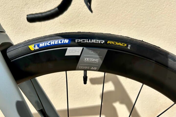 SwiftCarbon Racevox, Ultegra di2 plus DT Swiss wheel set
