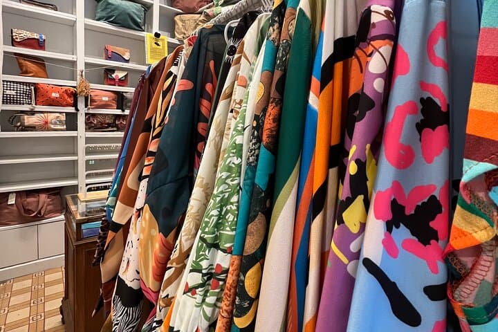 Private Activity with a Shopping Professional in Madrid