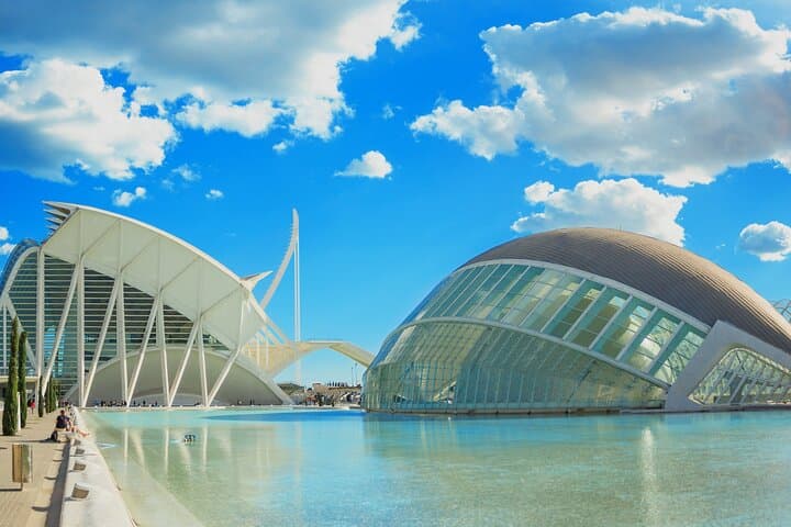 2 Hours Self Guided Audio Tour in Valencia