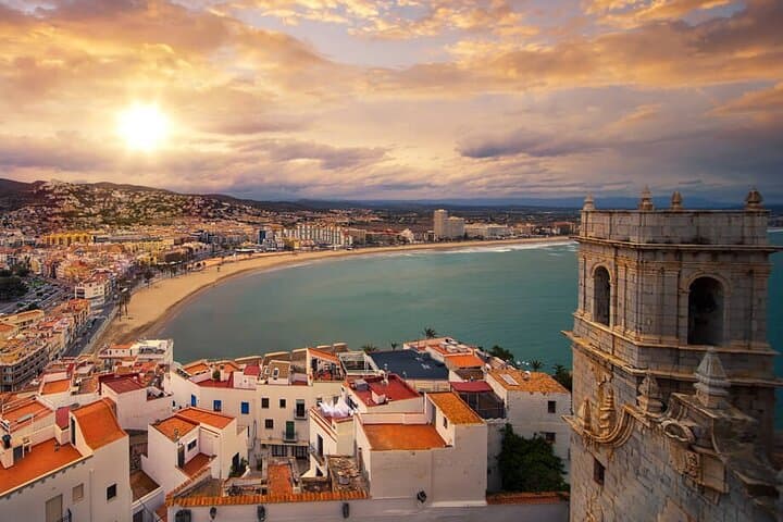Full-Day Tour in Morella and Peñíscola: Tickets & Lunch Included
