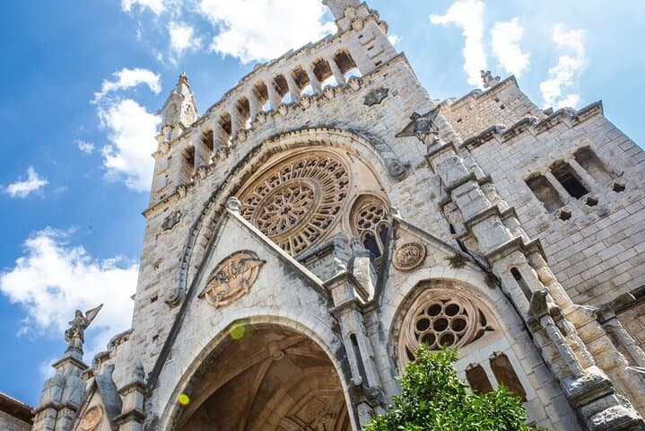 Valldemosa and Valley of Soller Tour in Mallorca