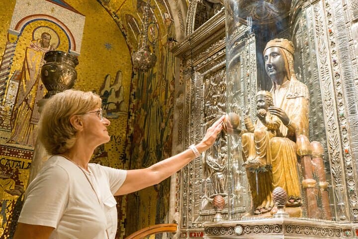 From Barcelona: Half-Day Montserrat Small Group Guided Tour