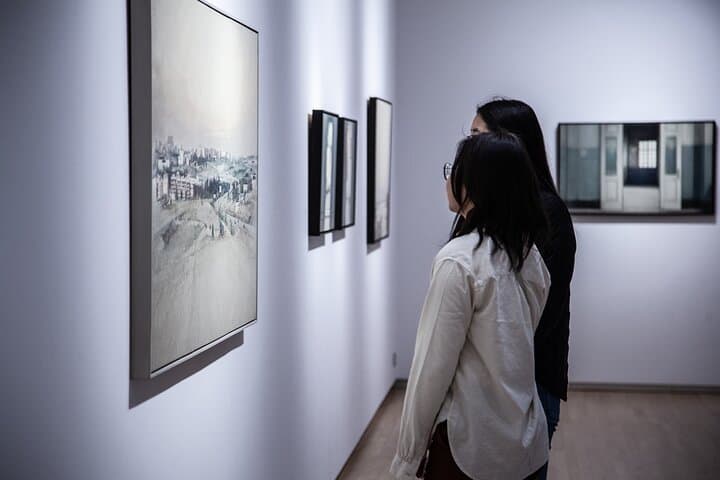 Barcelona Picasso Museum and Walking Tour