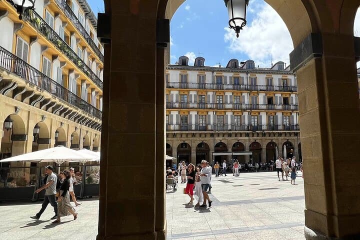 Sampling San Sebastián's History: A Self Guided Audio Tour