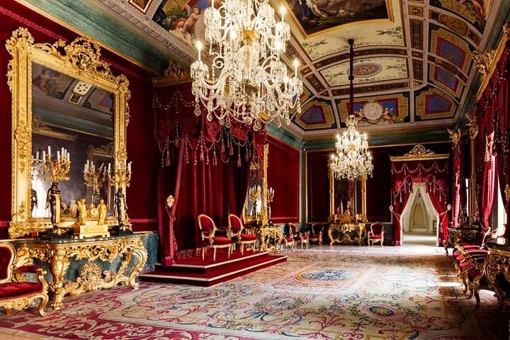 Guided tour of the Royal Palace of Aranjuez