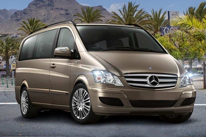Private tour to Teide in a Luxury Vehicle