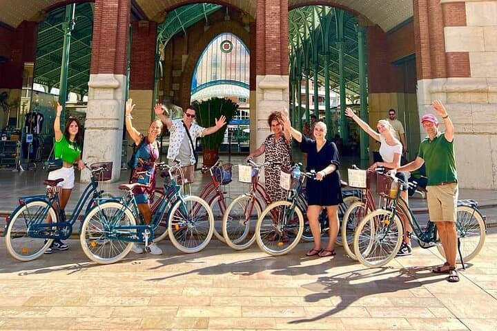 Valencia: All In One Daily City Tour by Bike and E-Bike