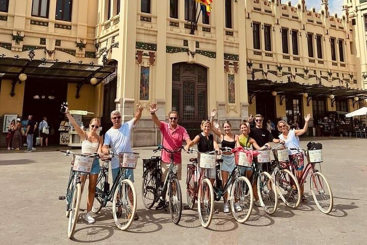 Valencia: All In One Daily City Tour by Bike and E-Bike