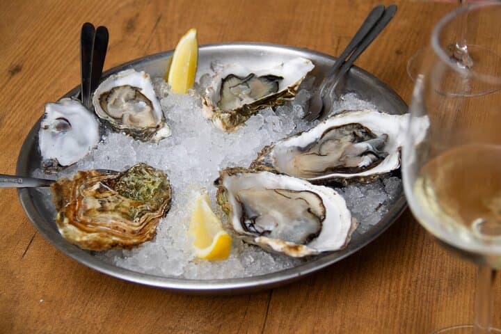 San Sebastian Food & Pintxos Tour with 12 Food & Drinks Tastings