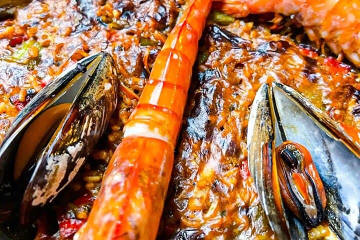 MUSCLES, SHRIMP, AND RICE