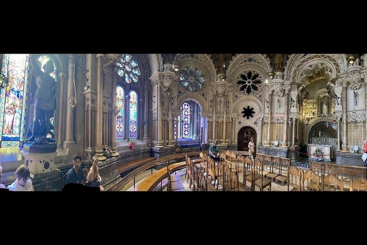 Private Day Trip from Barcelona to Montserrat(Sant Sadurn dAnoia)