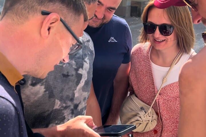 Self Guided Private City Quest Tour in Madrid