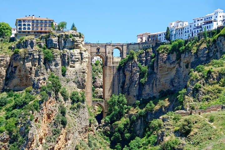 3 Days Break in Malaga City , Marbella and Banus