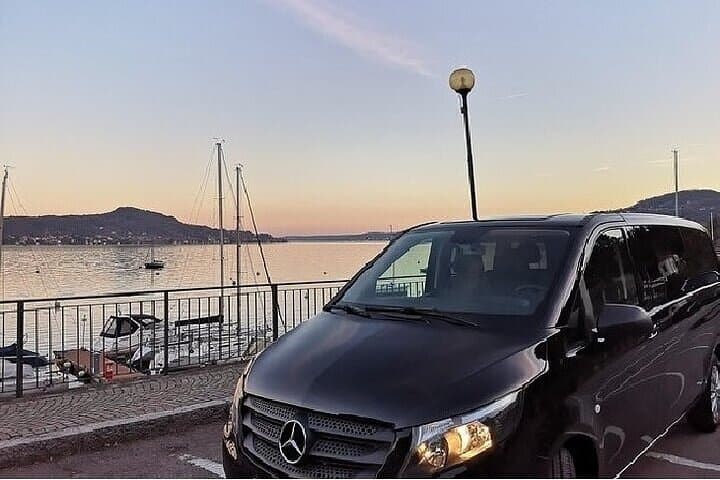 Vip Private Transfer from Malaga Airport to Gibraltar Border