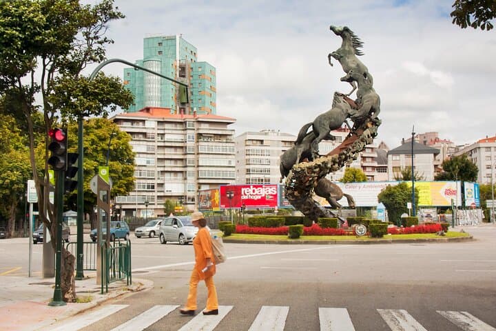 Private Heritage Walking Tour in Historic Vigo