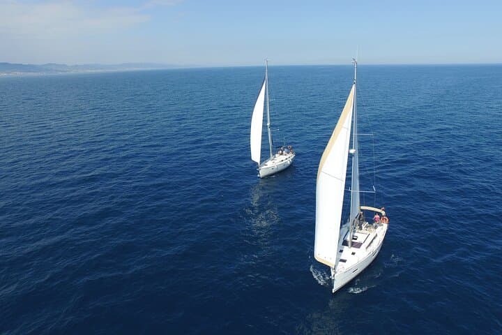 Barcelona Private Romantic Sailing Tour