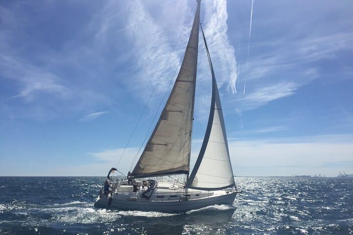 Barcelona Private Romantic Sailing Tour