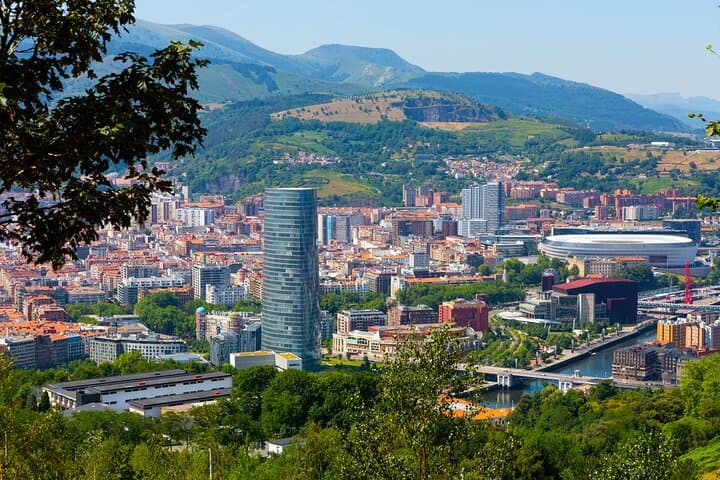 Full Day Private Shore Tour in Bilbao from Bilbao Cruise Port