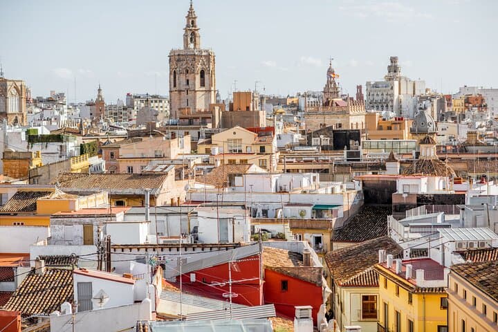 Explore the Instaworthy Spots of Valencia with a Local
