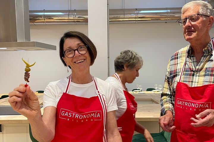 Pintxos and Tapas Cooking Class in Bilbao