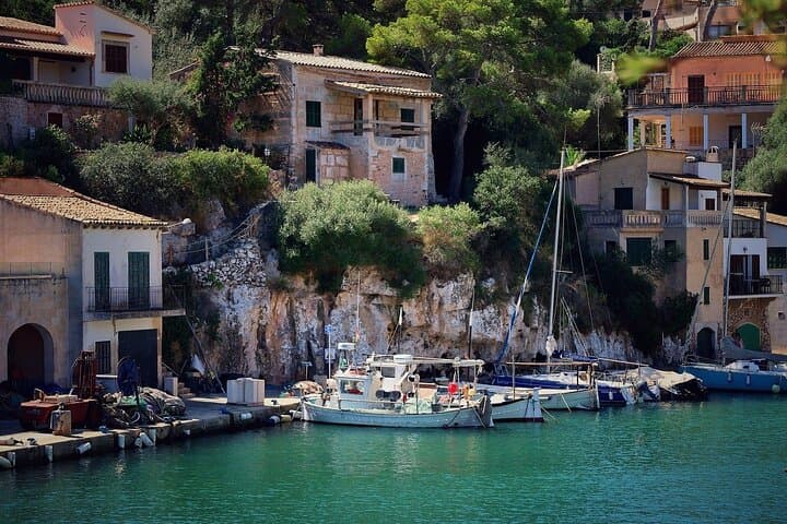 Palma de Mallorca with Cathedral Private Walking Tour