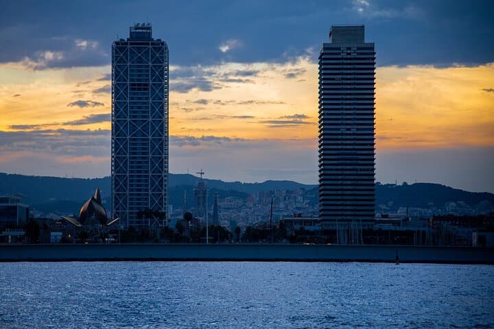 Barcelona Sightseeing Sailing with Multilingual Local Guide