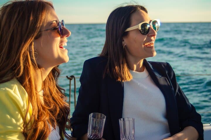 Barcelona Sightseeing Sailing with Multilingual Local Guide