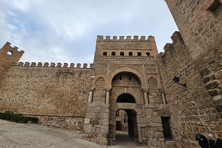 Toledo and Segovia Private Tour from Madrid - Hotel pickup drop