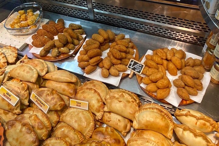 Barcelona Street Food Tour with Local Market & City Center Visit