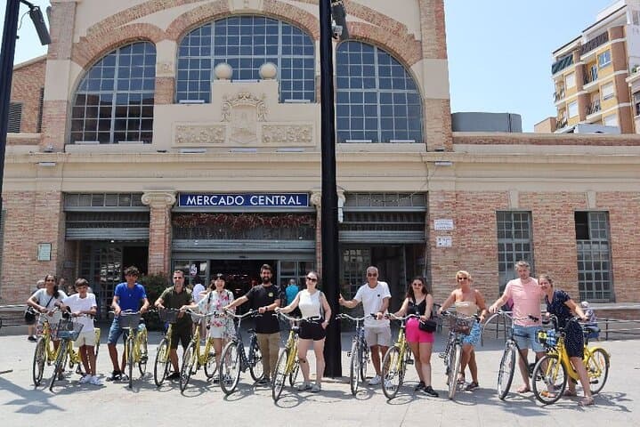 Alicante City Bike Tour: Beach & Central Market