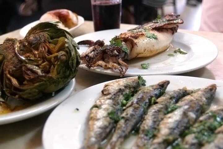 A Day in Sants Feasting Off the Grid