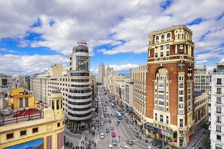 "6-Day Private Halal Tour in Muslim Spain."