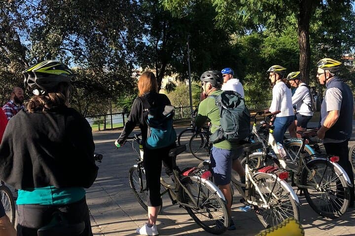 The best private bike tour through Seville