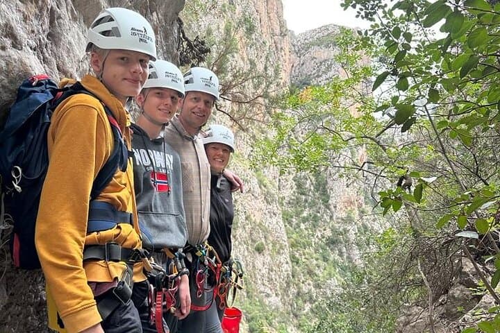 5 Hour Canyoning in Torrent del Garx and Villa la Nao
