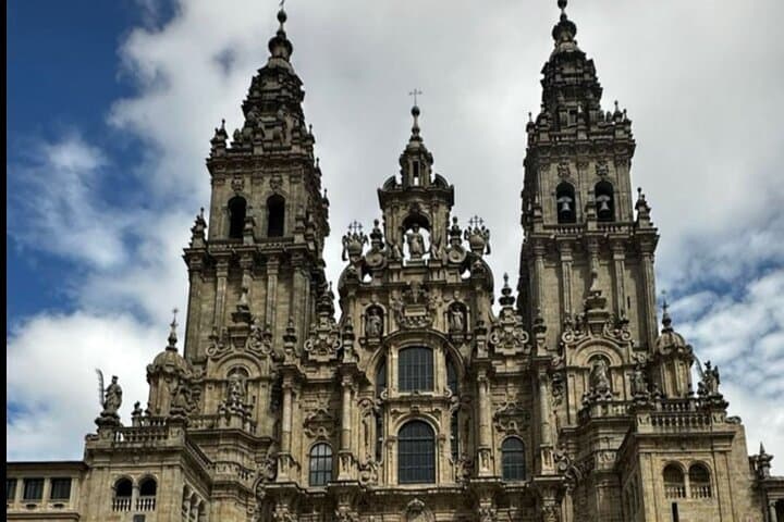 The Camino Walk &Santiago de Compostela Private SHORE Tour