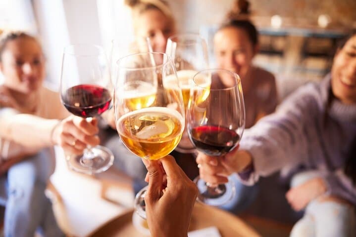 Wine Private Walks in Bilbao: Sip Through Centuries