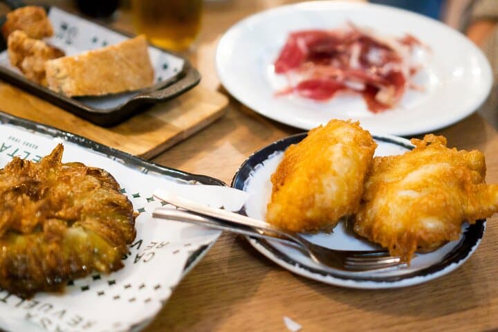 Madrid Tapas Tour with Food and Drink