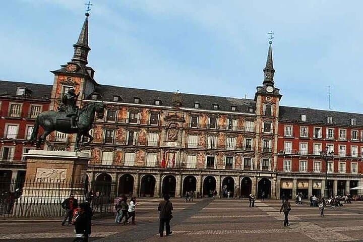 8-Day Private Halal Tour in Muslim Spain