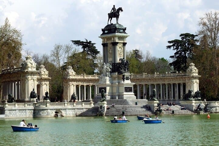 10-Day Private Halal Tour in Muslim Spain