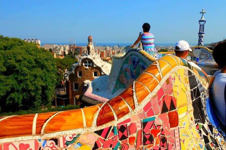 Park Güell Guided Tour - Mosaic benches