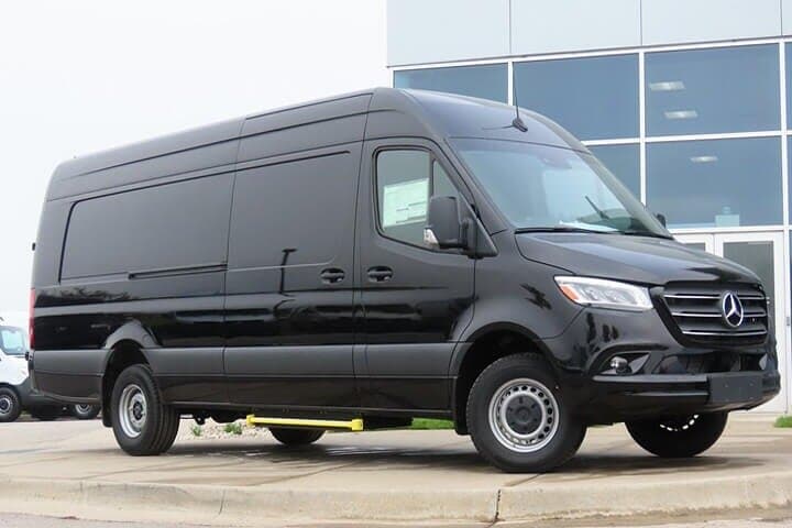 Private RoundTrip Barcelona City to Sitges City by MiniBus