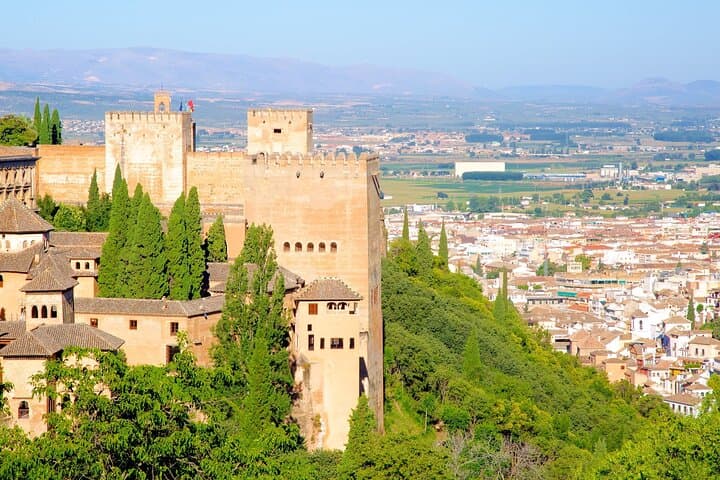 Transfer from Granada City Center to Granada Airport(GRX)
