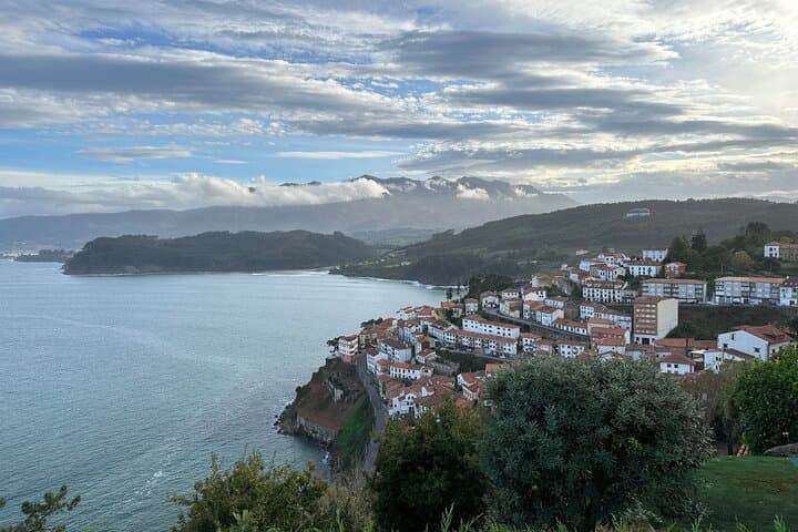 Tour from Oviedo to Santillana del Mar Llanes and comillas