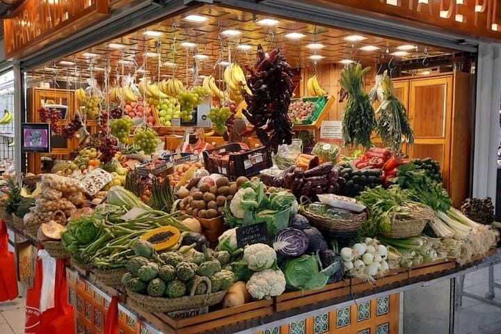 The central market