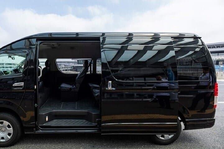 Barcelona Airport (BCN) Private Transfer to/from Barcelona City
