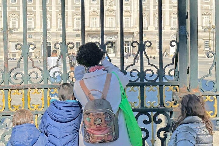 Madrid City Highlights Private Tour for kids and families