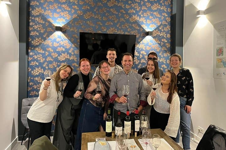 Rioja & Txakoli Wine Tasting in Bilbao with a Local Sommelier