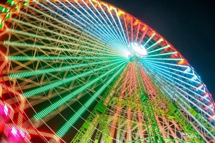 Day Tour to the Vigo Christmas Lights from Santiago de Compostela