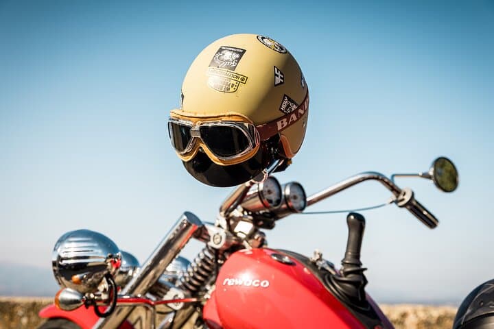 Super V8 Trike Tour to the Randage Mountains & East Coast min.2 max.4 Guests