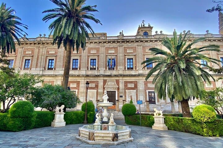 Private Family Walking Tour of Historic Seville